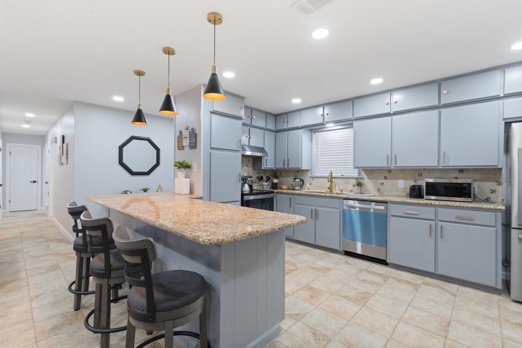 1498 2nd Place Haslet, TX 76052 - Photo 10 of 28