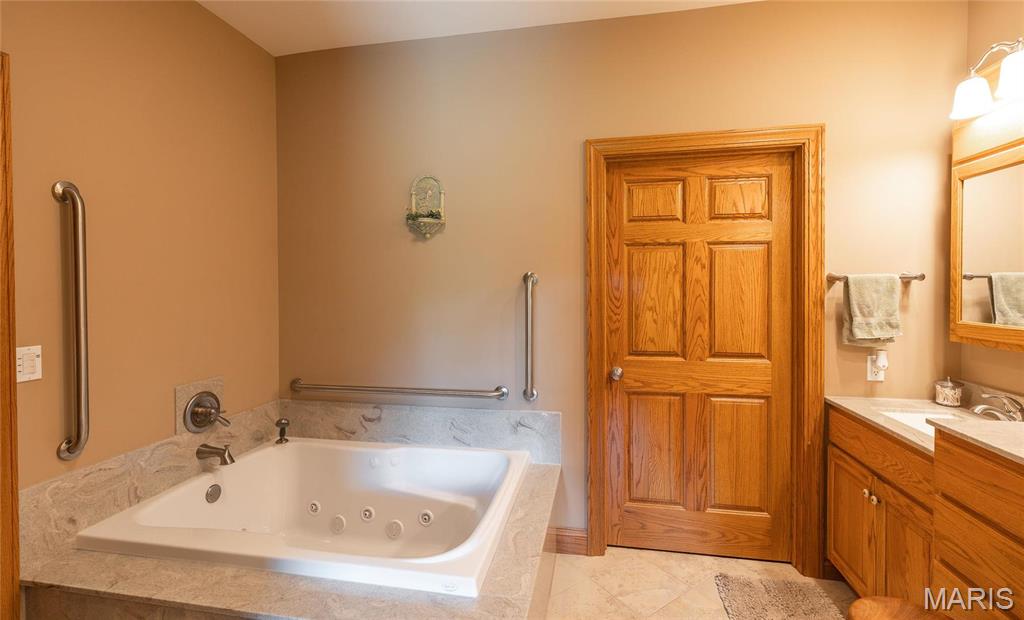 272 Northeast 1350th Avenue Greenfield, IL 62044 - Photo 26 of 71