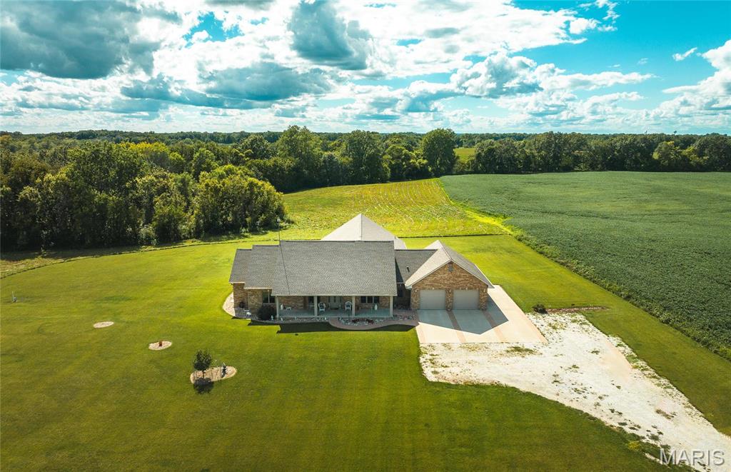 272 Northeast 1350th Avenue Greenfield, IL 62044 - Photo 4 of 71