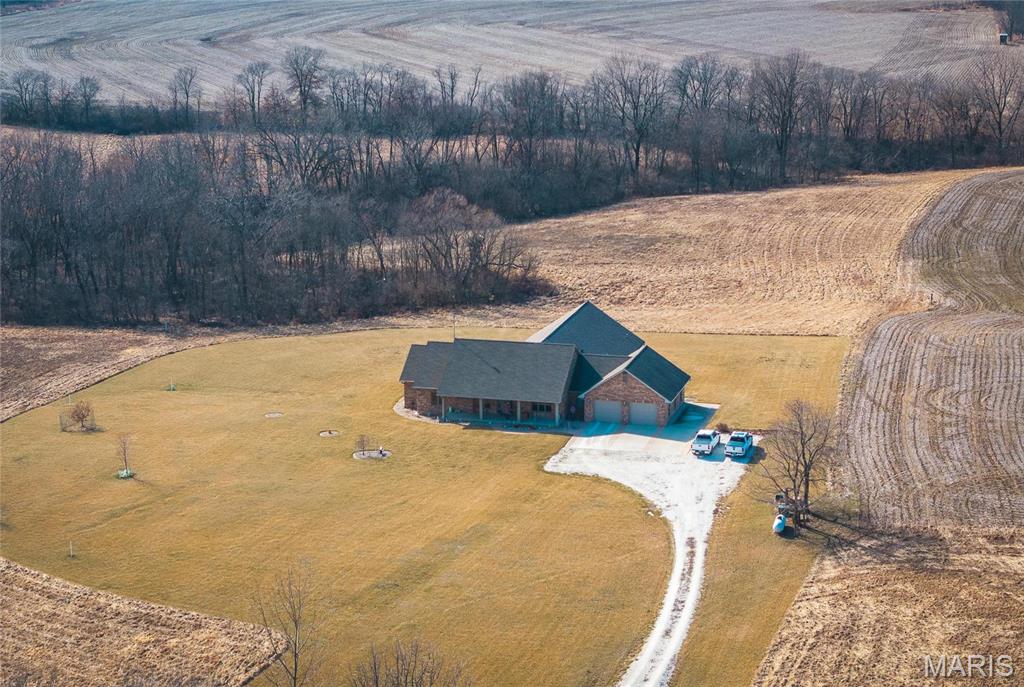 272 Northeast 1350th Avenue Greenfield, IL 62044 - Photo 57 of 71