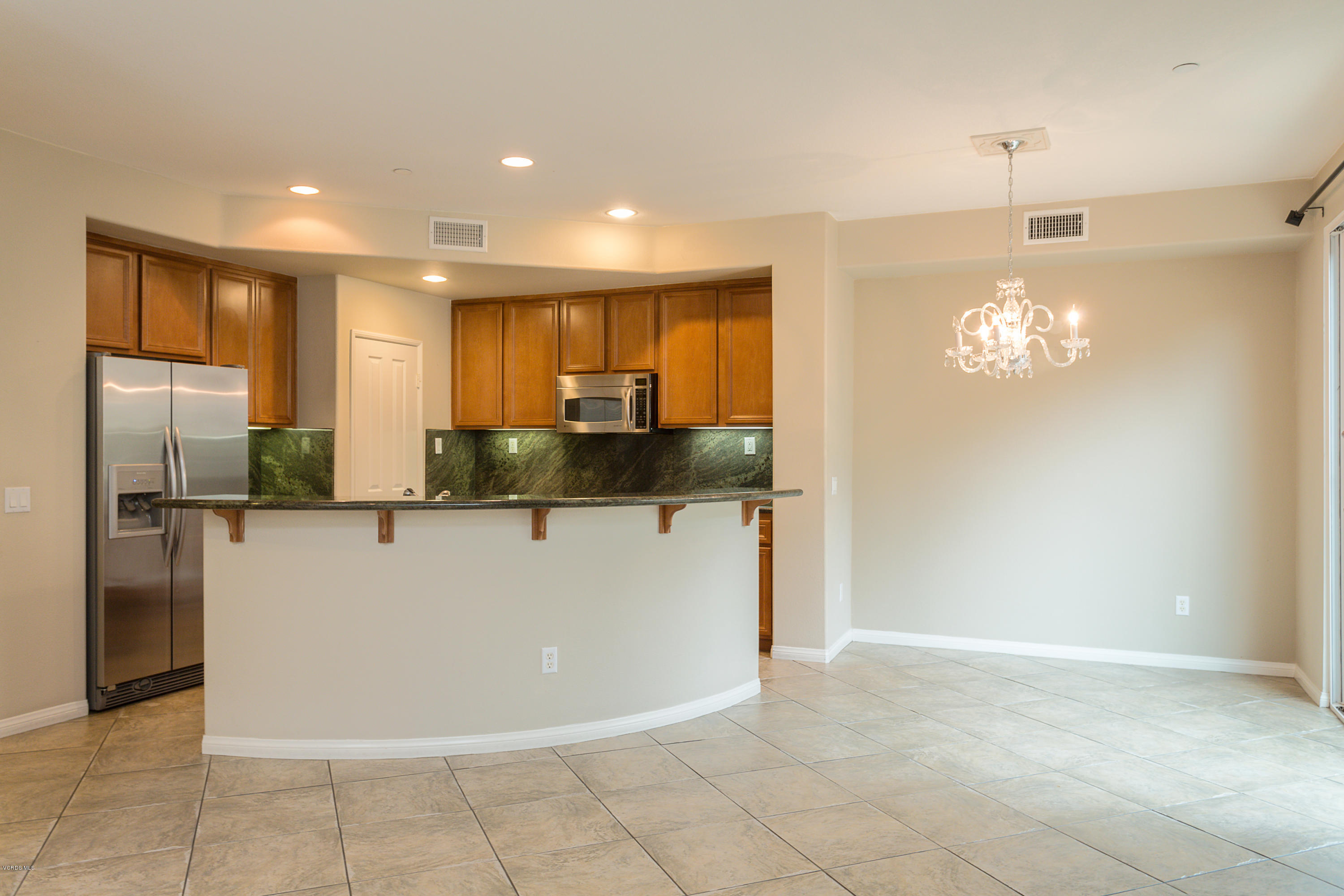 4190 Orontes Way, Unit B Simi Valley, CA 93063 - Photo 12 of 51 Orontes9