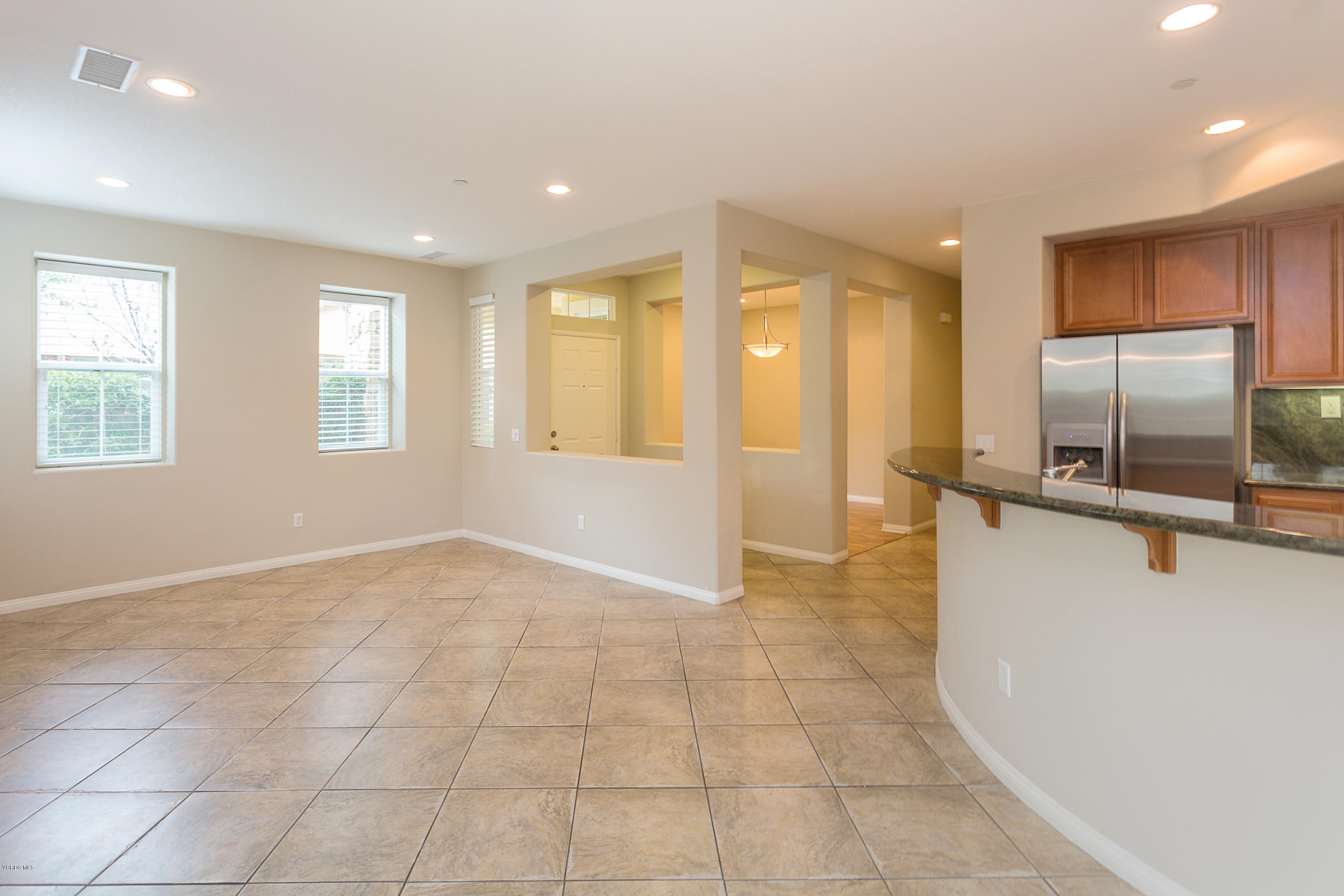 4190 Orontes Way, Unit B Simi Valley, CA 93063 - Photo 14 of 51 Orontes10