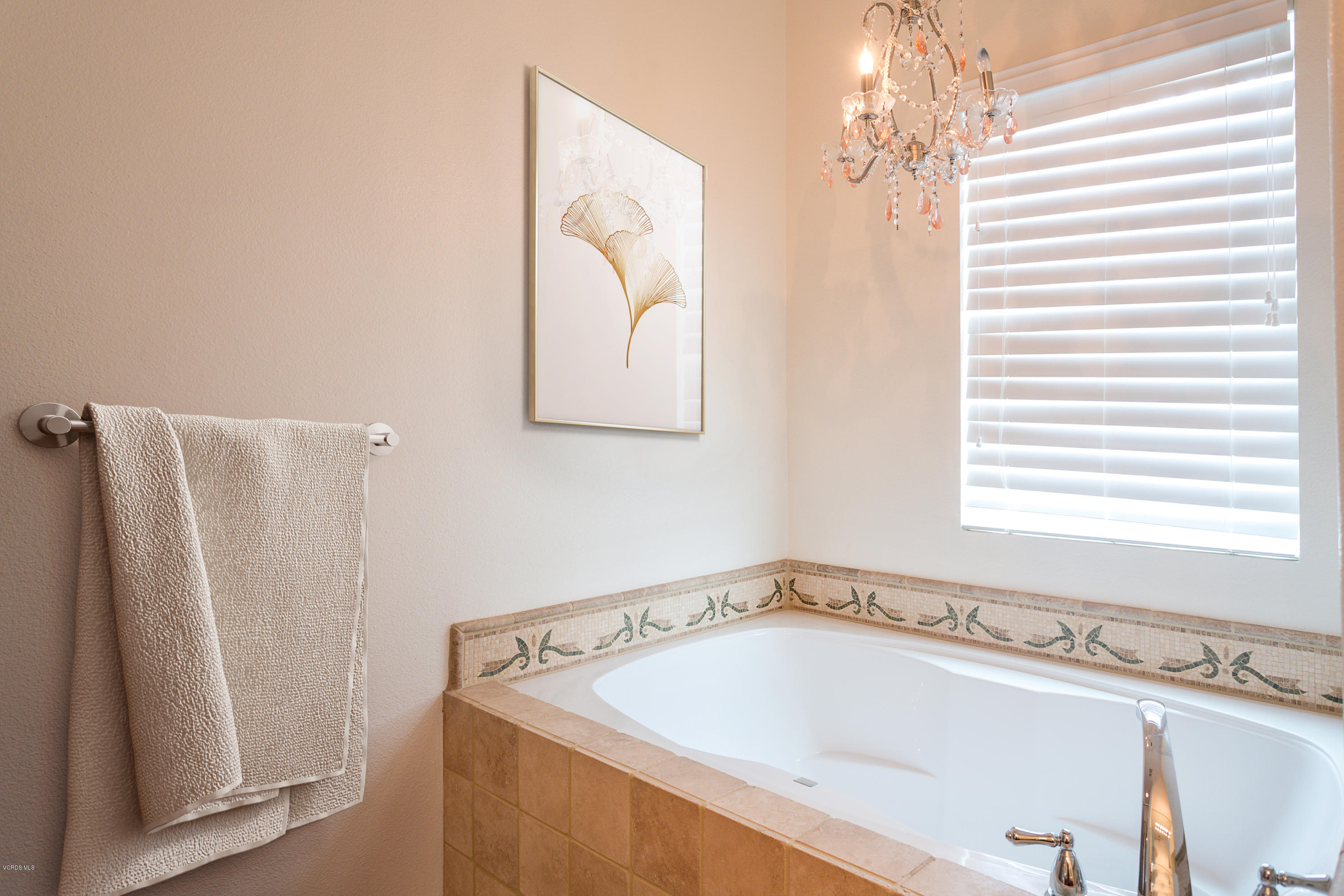 4190 Orontes Way, Unit B Simi Valley, CA 93063 - Photo 31 of 51 vsoronts22