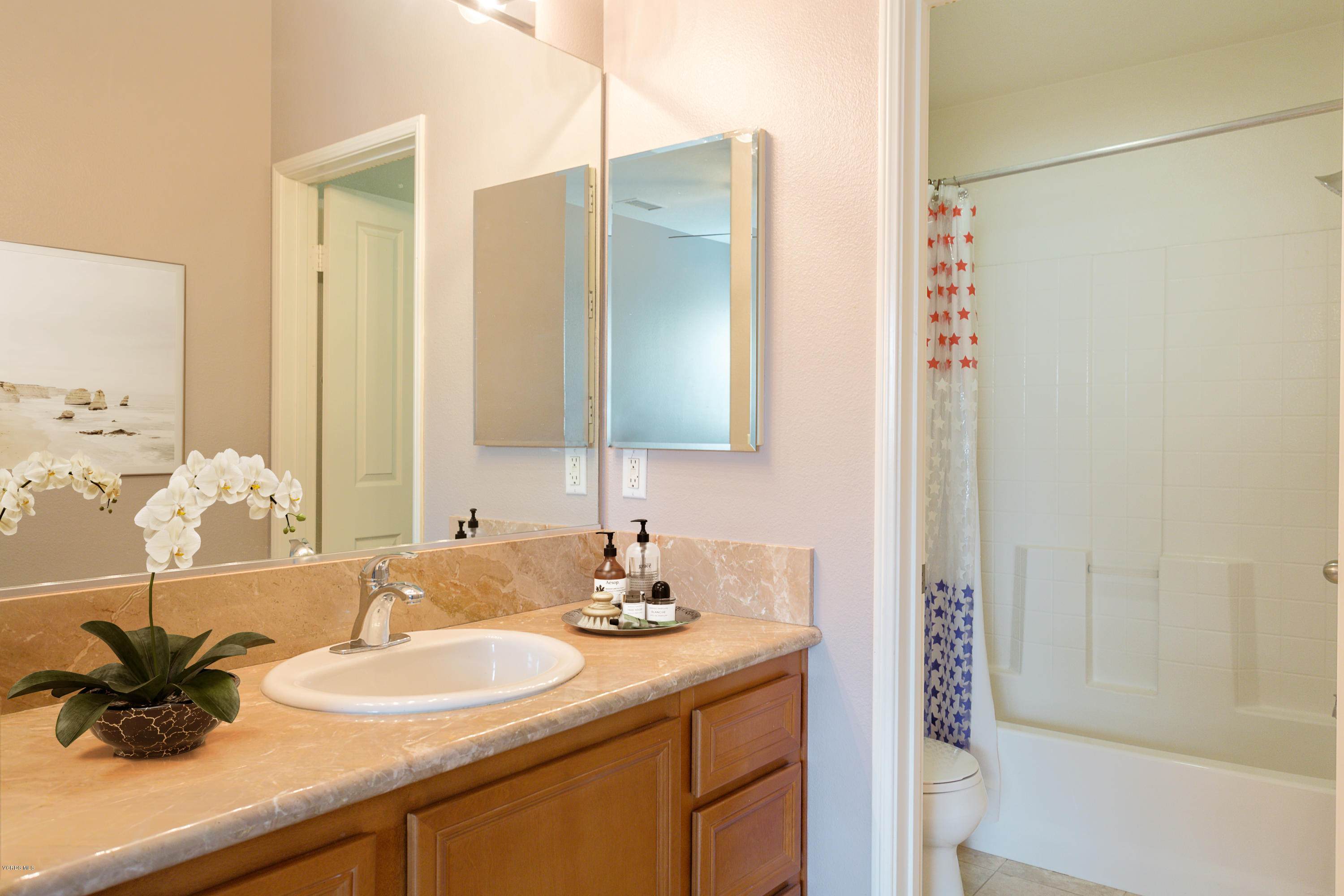 4190 Orontes Way, Unit B Simi Valley, CA 93063 - Photo 39 of 51 VSOrontes26