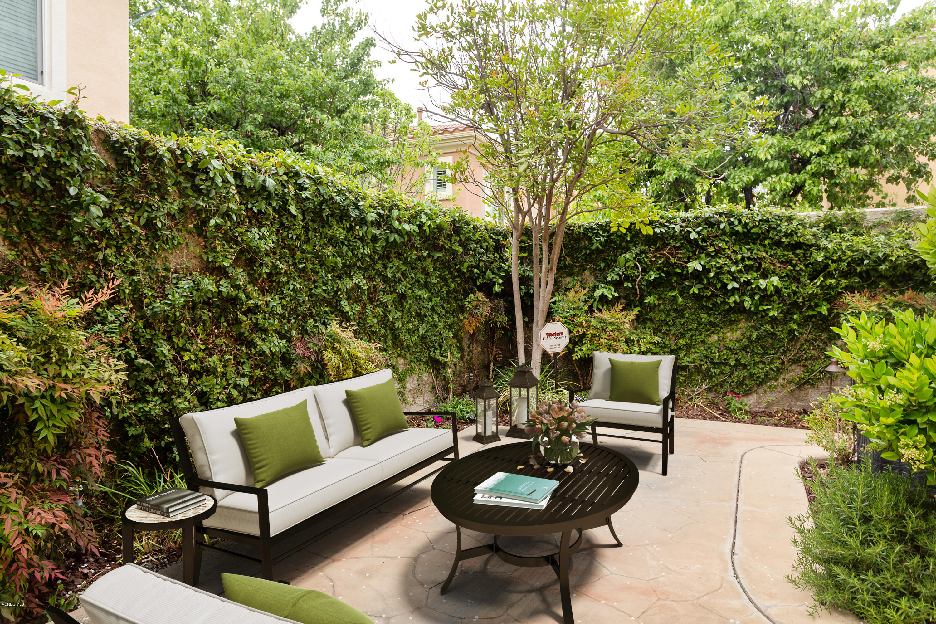 4190 Orontes Way, Unit B Simi Valley, CA 93063 - Photo 45 of 51 VSorontes28