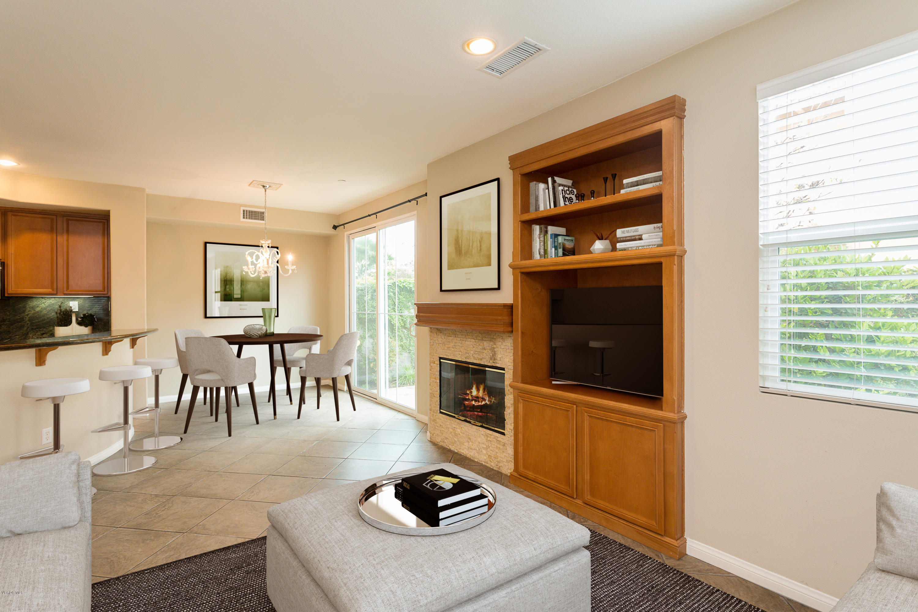 4190 Orontes Way, Unit B Simi Valley, CA 93063 - Photo 9 of 51 orontes7