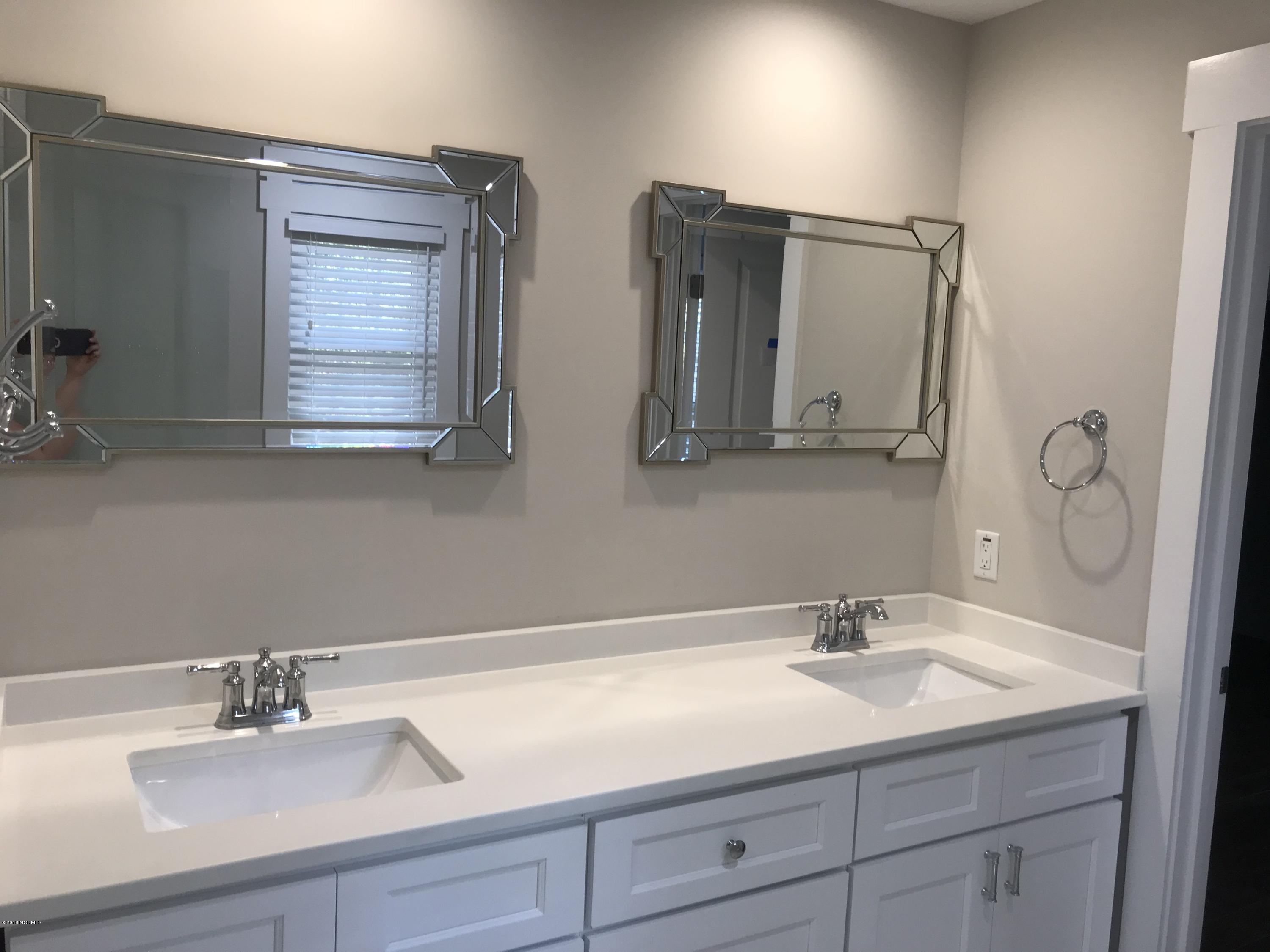 217 West Blackbeard Road Wilmington, NC 28409 - Photo 15 of 25 Master Bath
