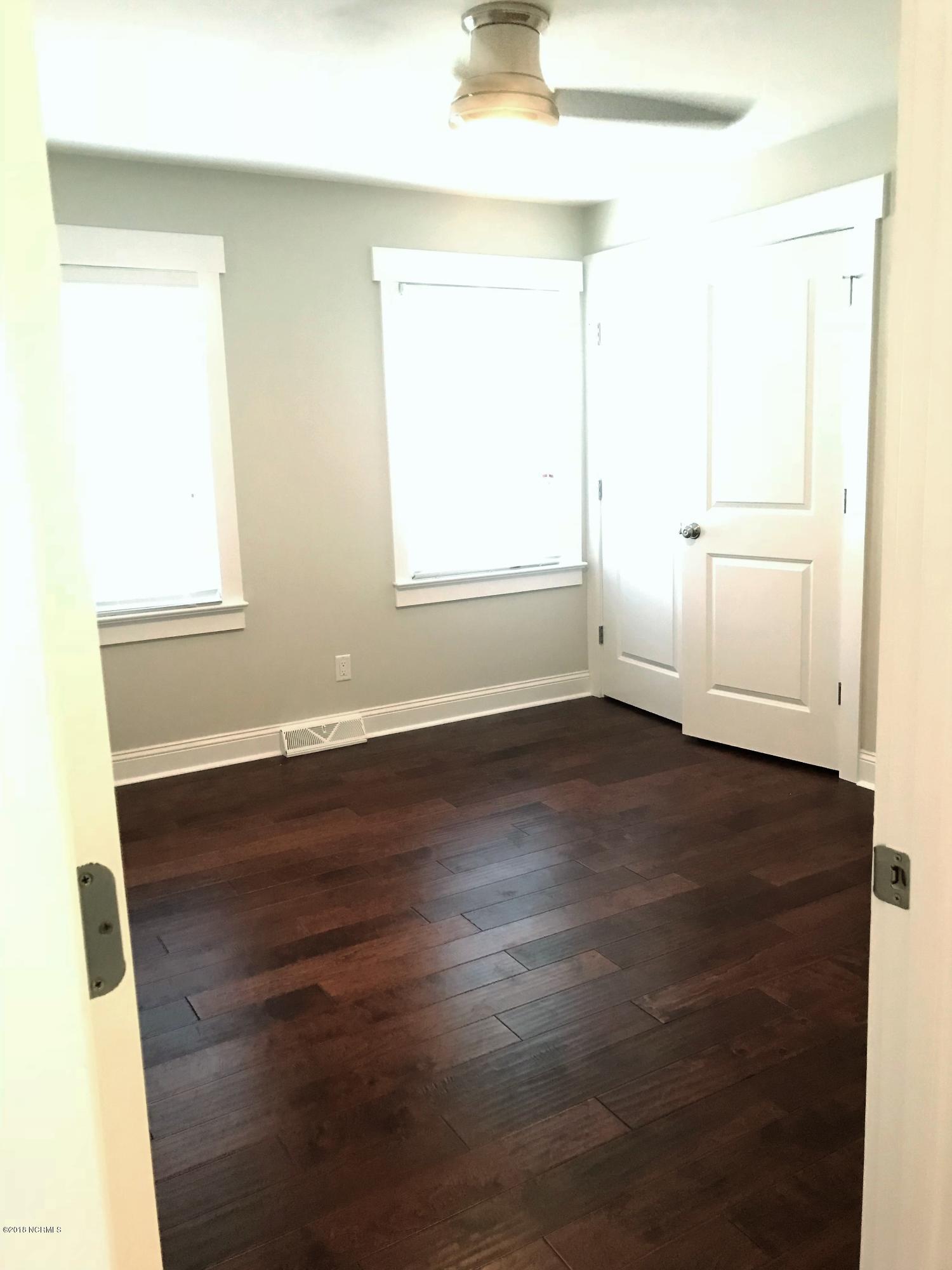 217 West Blackbeard Road Wilmington, NC 28409 - Photo 20 of 25 Second Bedroom