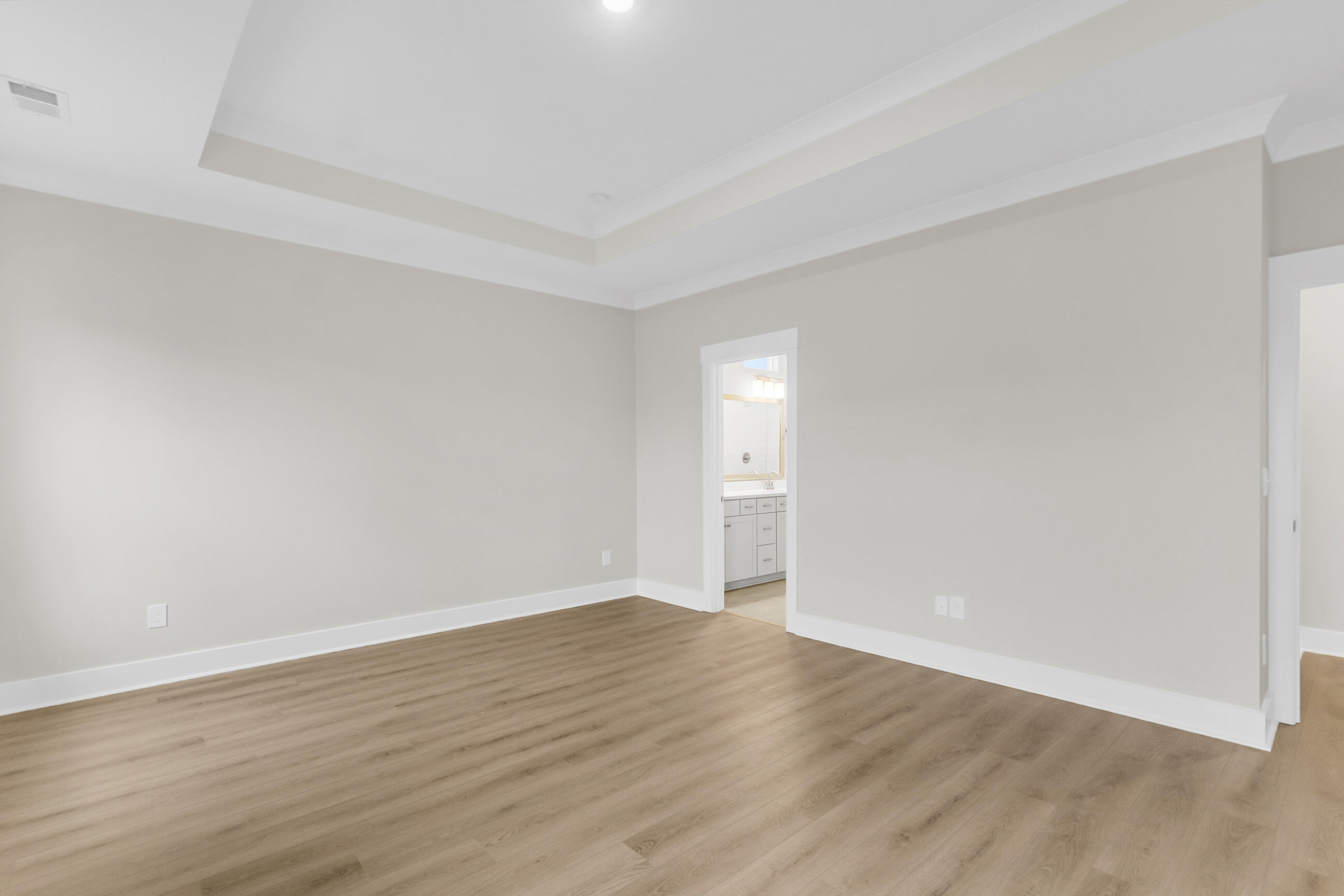 462 Rowley Lane Summerville, SC 29486 - Photo 24 of 92 Primary Suite on Main