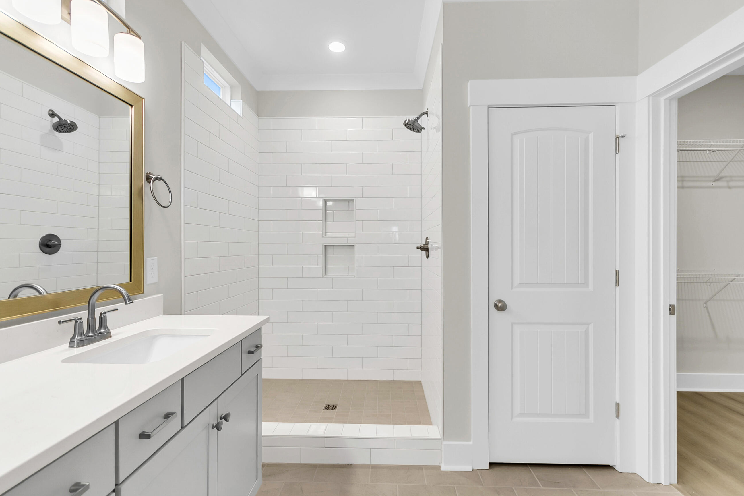 462 Rowley Lane Summerville, SC 29486 - Photo 26 of 92 Primary Bathroom