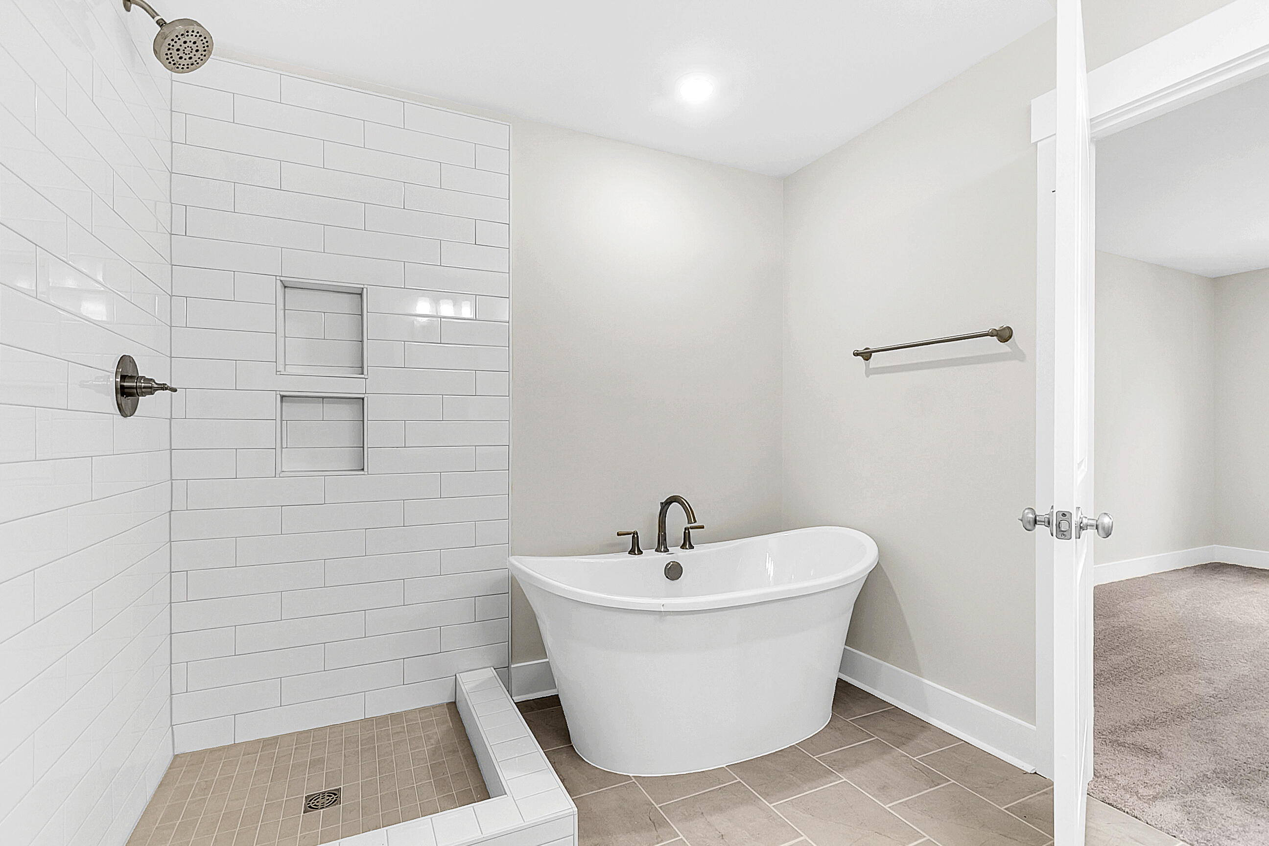 462 Rowley Lane Summerville, SC 29486 - Photo 34 of 92 Primary Bathroom 2