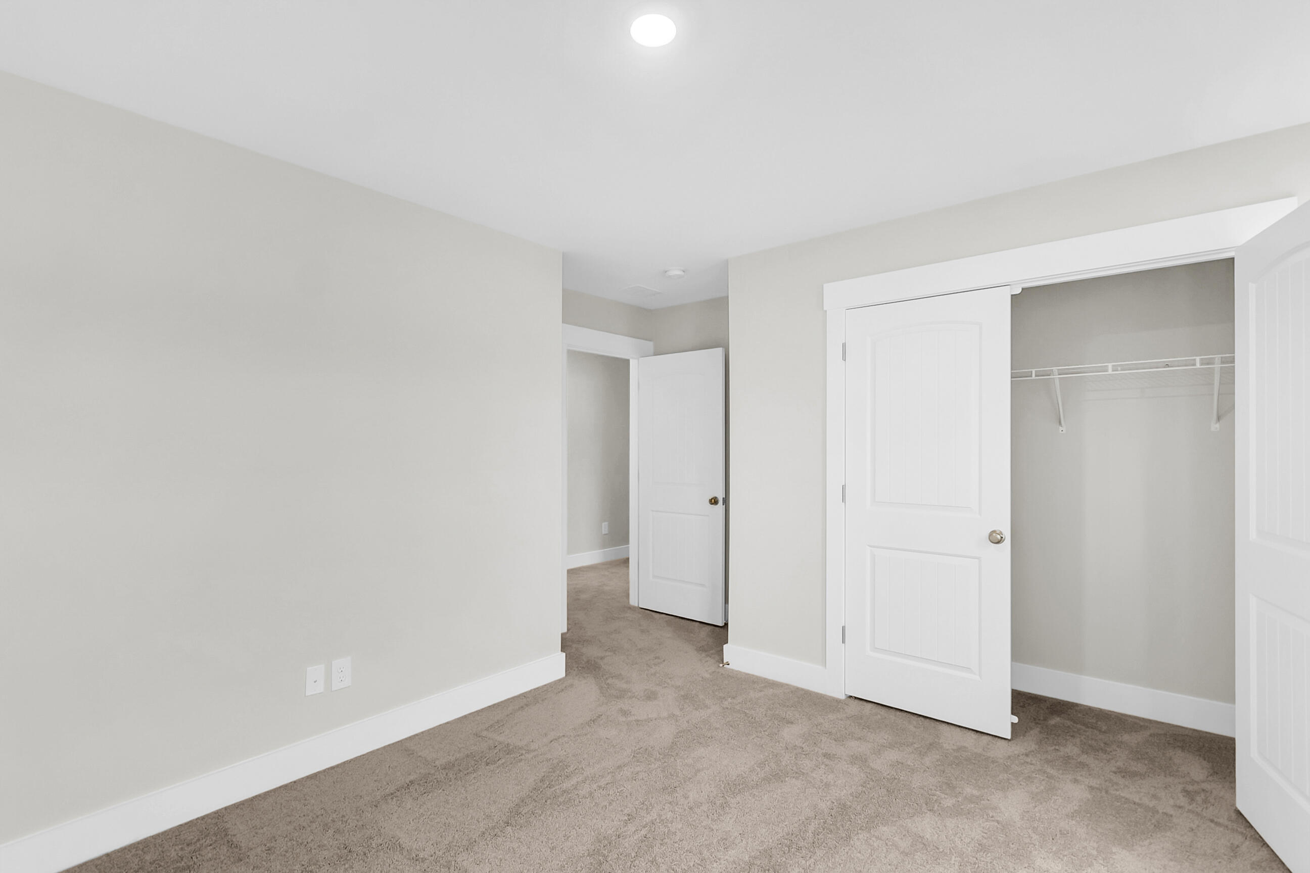 462 Rowley Lane Summerville, SC 29486 - Photo 37 of 92 Bedroom 4