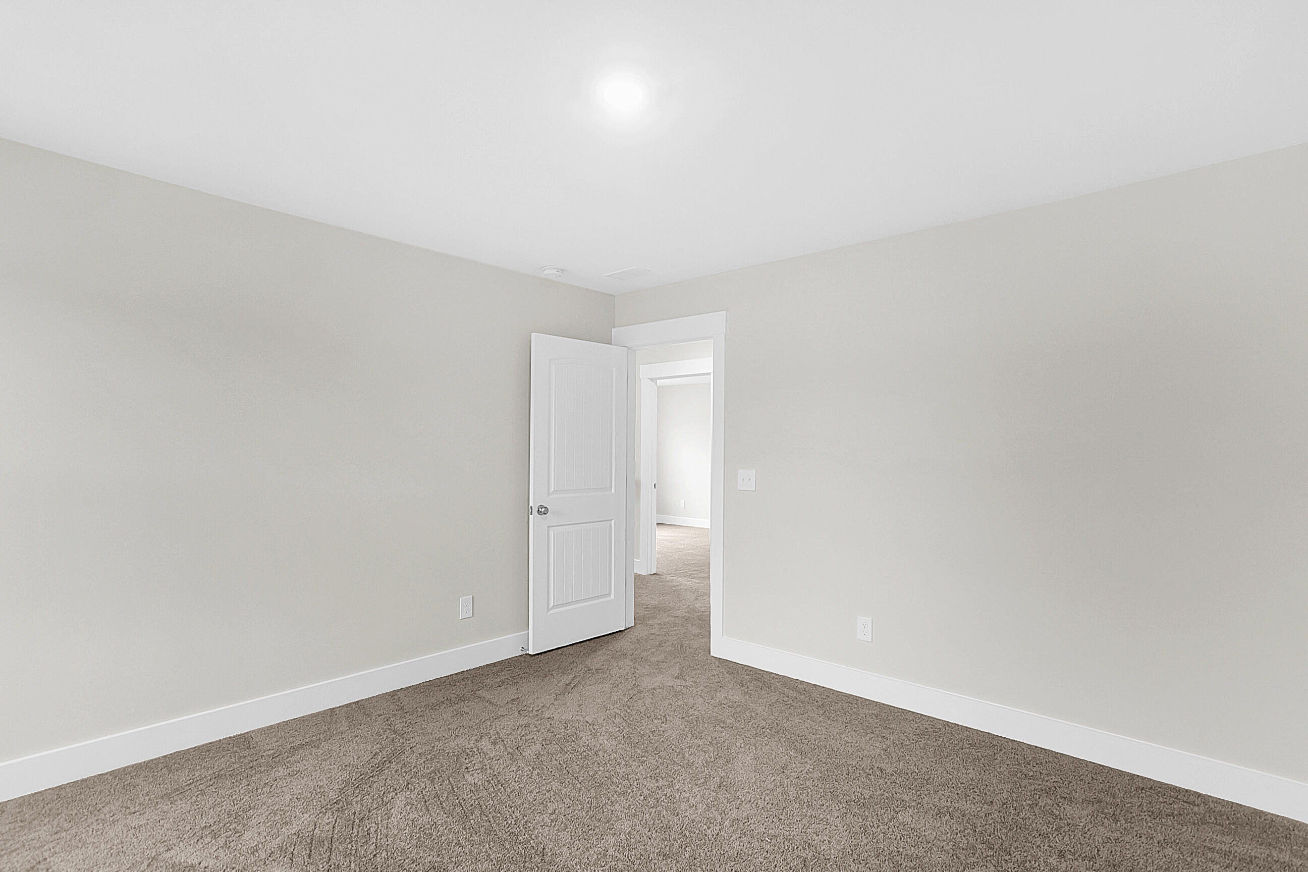 462 Rowley Lane Summerville, SC 29486 - Photo 39 of 92 Bedroom 3