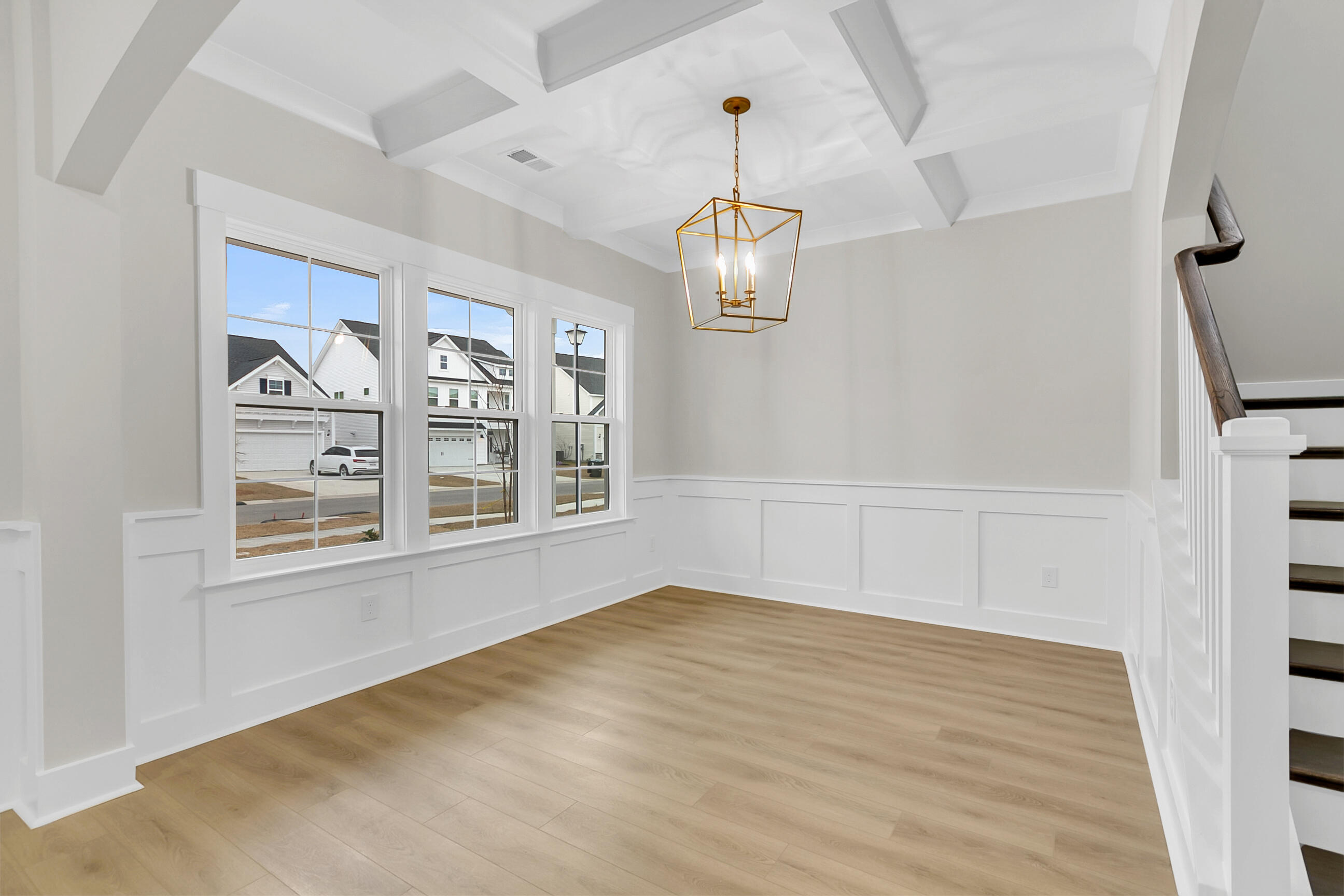 462 Rowley Lane Summerville, SC 29486 - Photo 4 of 92 Dining Room