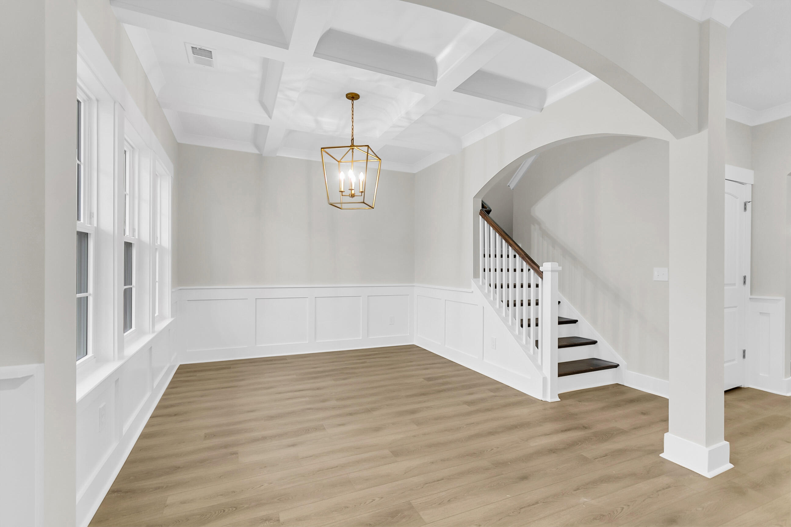 462 Rowley Lane Summerville, SC 29486 - Photo 5 of 92 Dining Room
