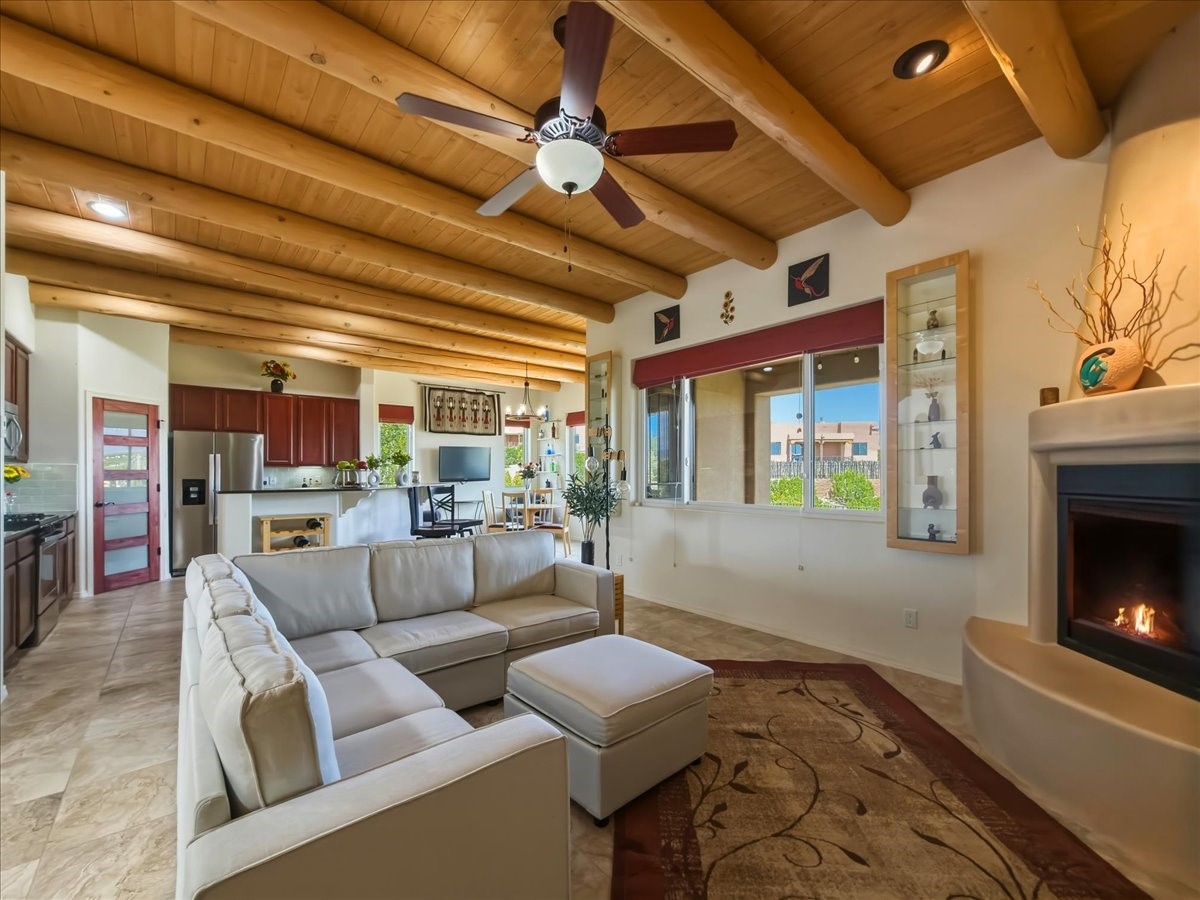 12 Via Optima Santa Fe, NM 87507 - Photo 16 of 60