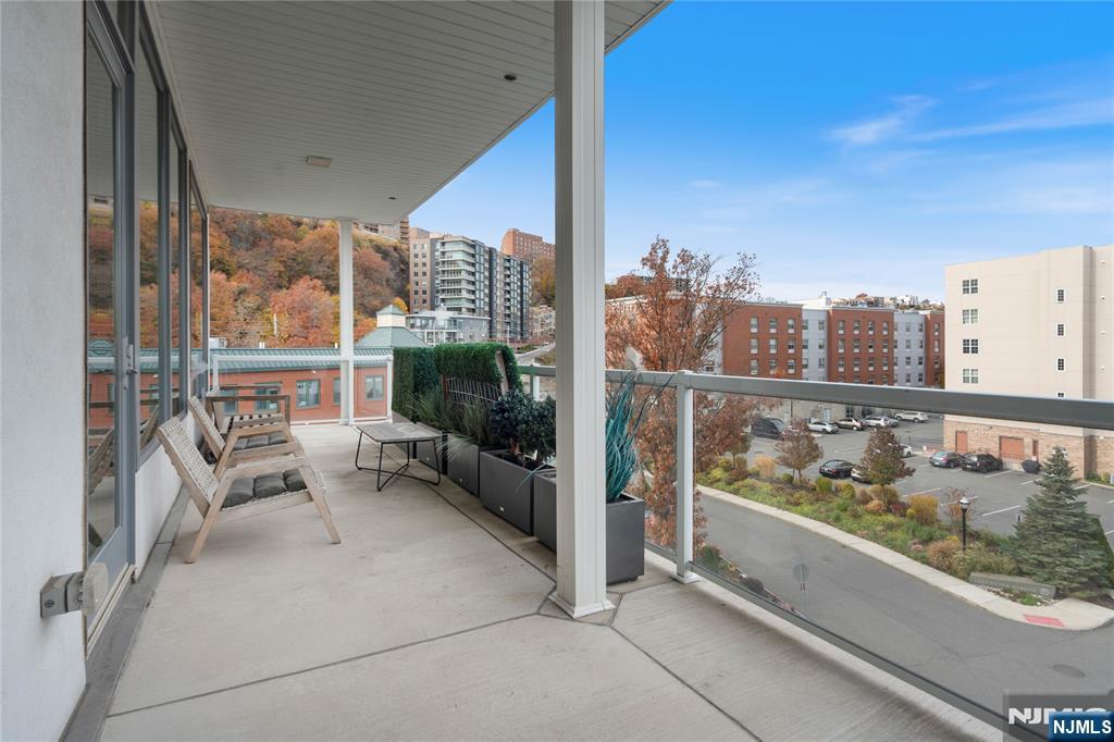 3 Somerset Lane, Unit 415 Edgewater, NJ 07020 - Photo 12 of 48