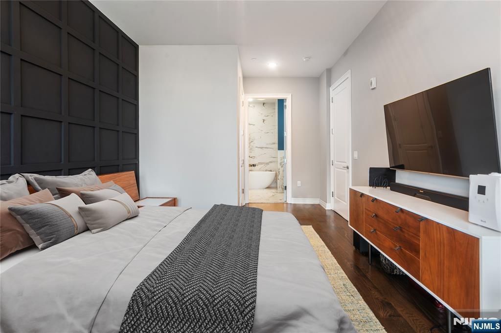 3 Somerset Lane, Unit 415 Edgewater, NJ 07020 - Photo 14 of 48