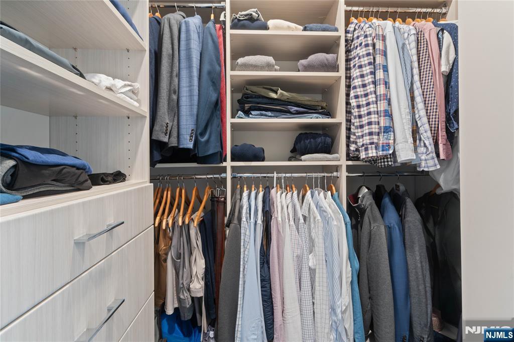 3 Somerset Lane, Unit 415 Edgewater, NJ 07020 - Photo 15 of 48