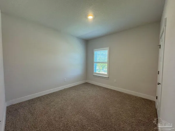 $3,200 | 3593 Sailfish Drive, Gulf Breeze, FL 32563
