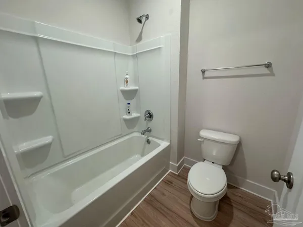 $3,200 | 3593 Sailfish Drive, Gulf Breeze, FL 32563