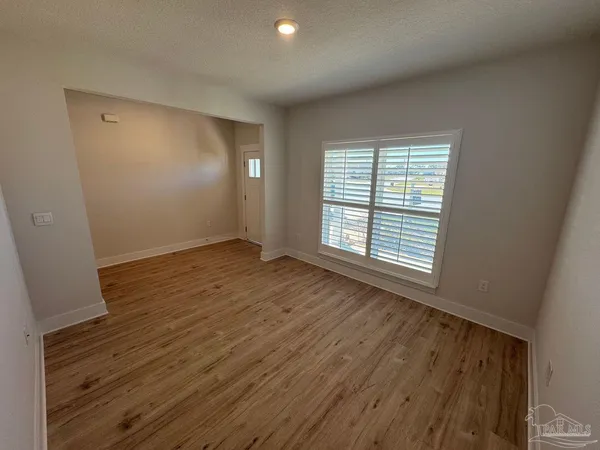 $3,200 | 3593 Sailfish Drive, Gulf Breeze, FL 32563