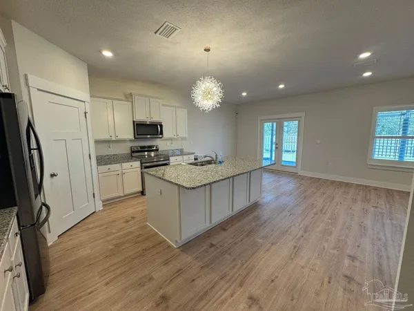 $3,200 | 3593 Sailfish Drive, Gulf Breeze, FL 32563