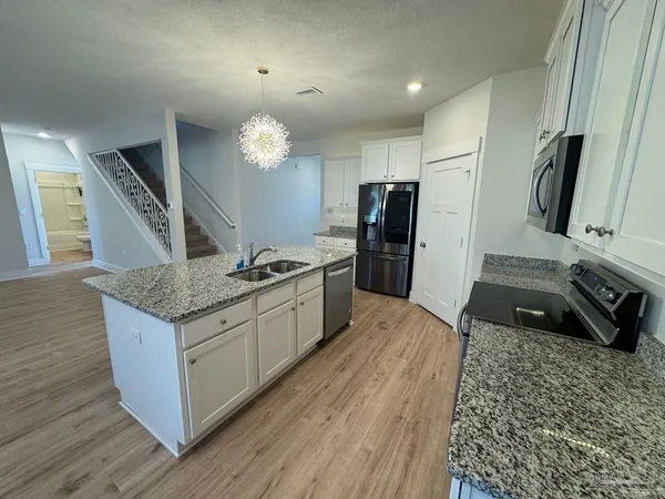 $3,200 | 3593 Sailfish Drive, Gulf Breeze, FL 32563