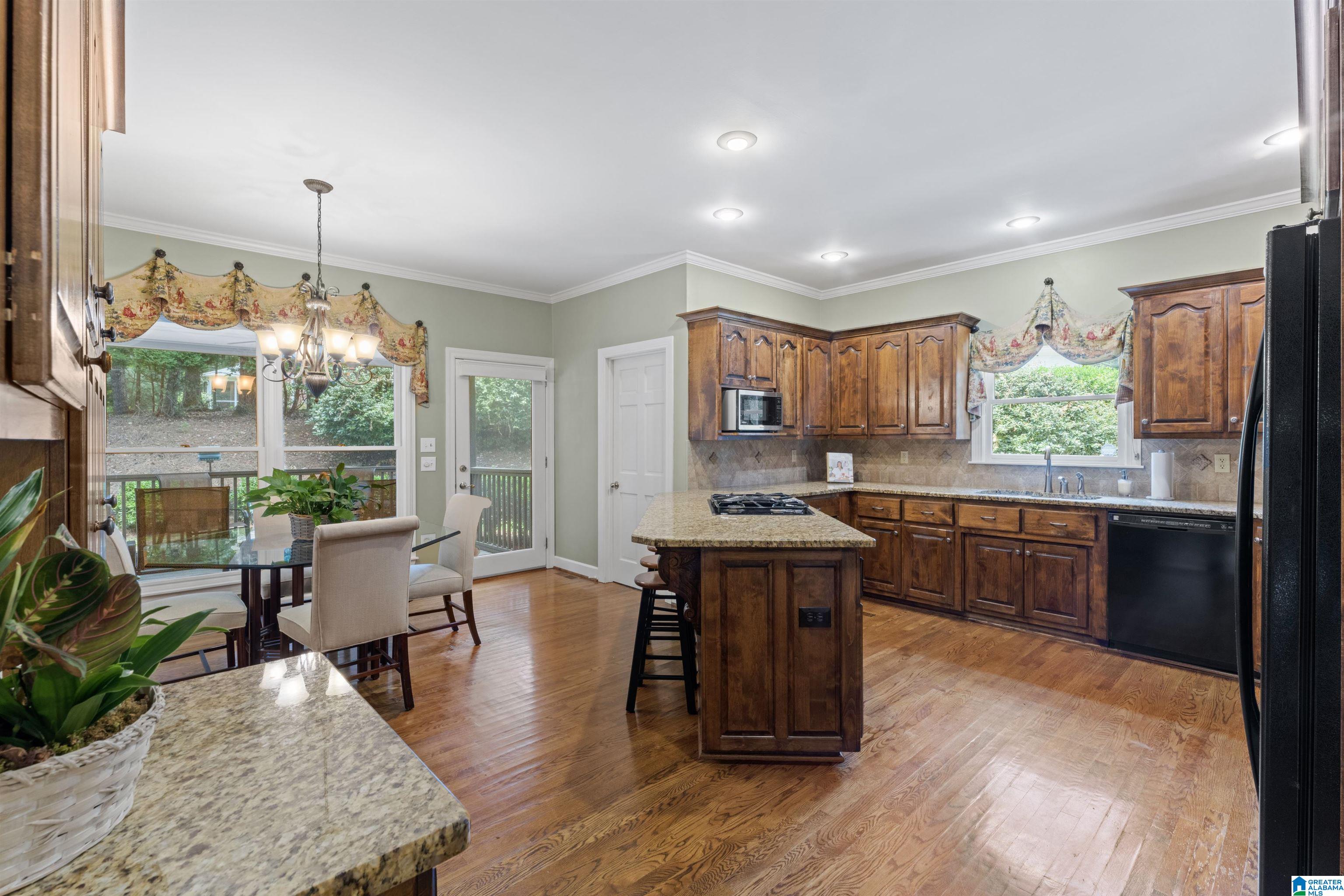 601 Bayhill Road Birmingham, AL 35244 - Photo 17 of 78