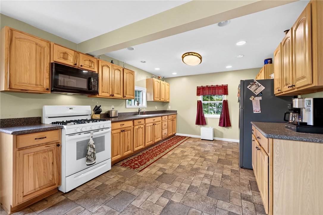 4705 Lasher Road Butler, NY 14590 - Photo 11 of 35 Gallery Image 11