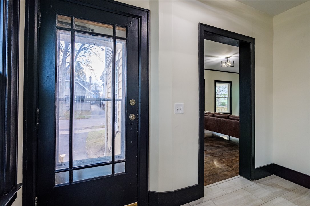 92 MacBeth Street Rochester, NY 14609 - Photo 13 of 48