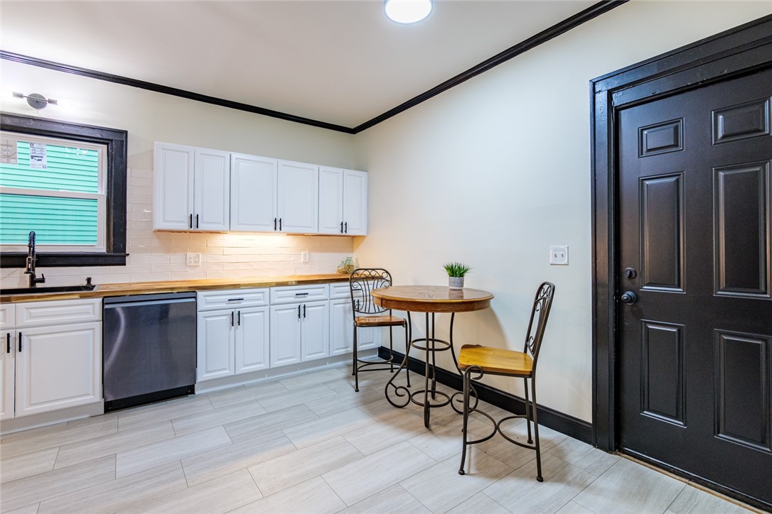 92 MacBeth Street Rochester, NY 14609 - Photo 19 of 48