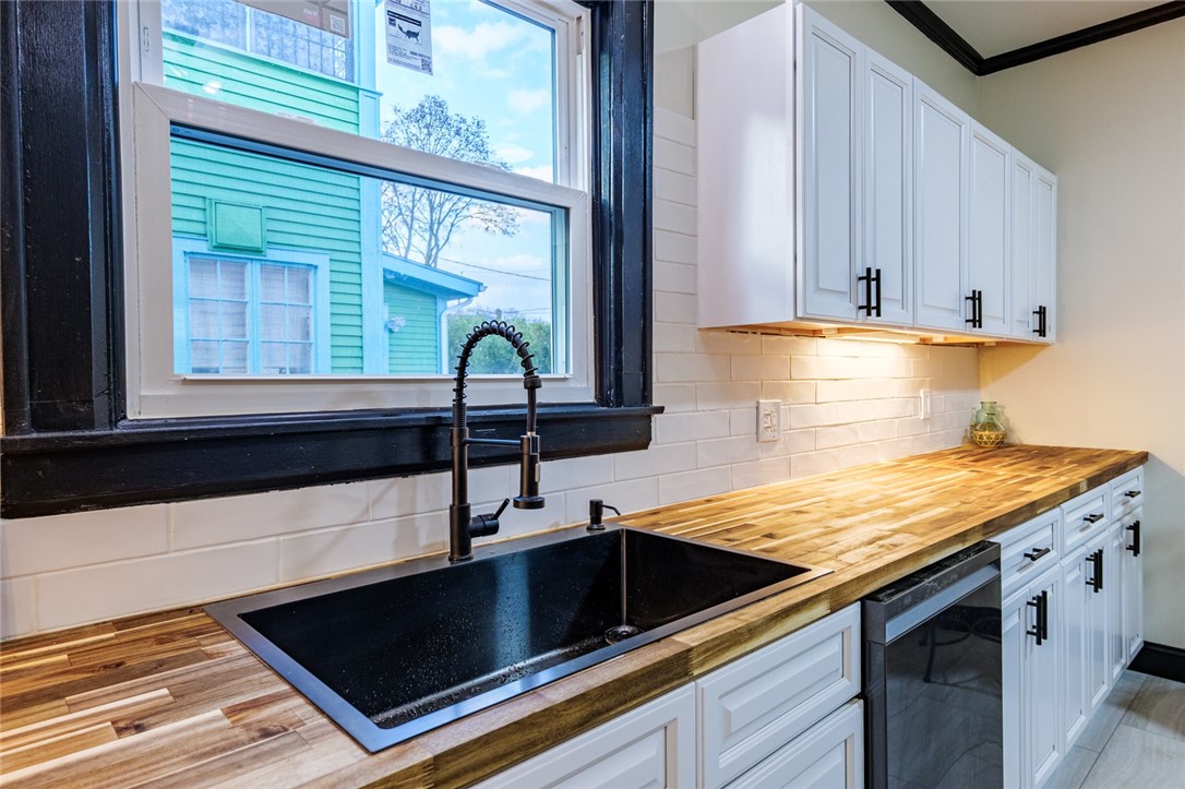 92 MacBeth Street Rochester, NY 14609 - Photo 22 of 48