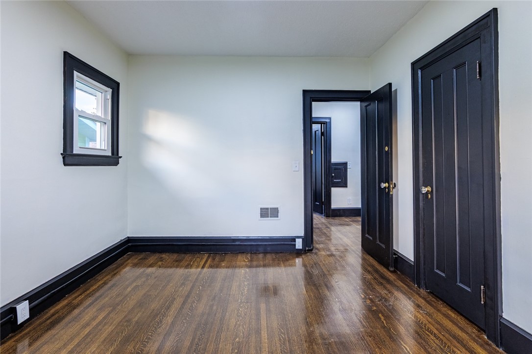 92 MacBeth Street Rochester, NY 14609 - Photo 36 of 48