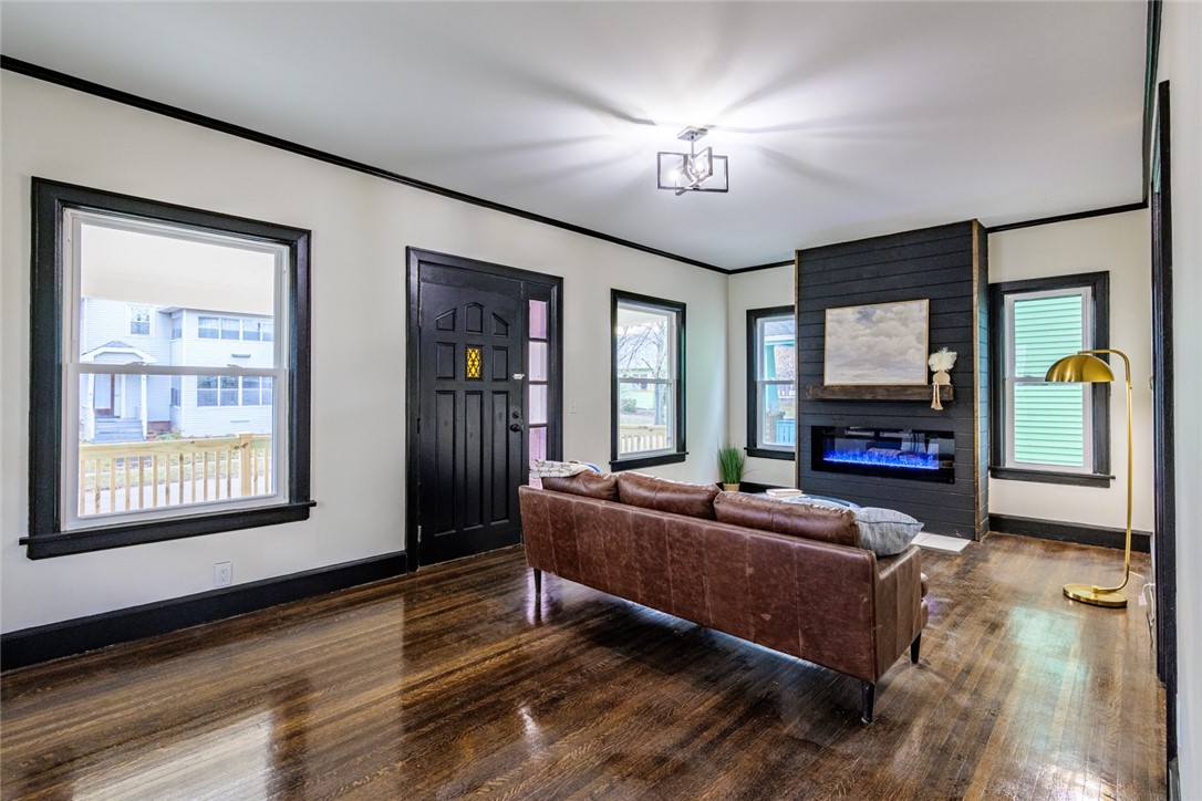 92 MacBeth Street Rochester, NY 14609 - Photo 8 of 48