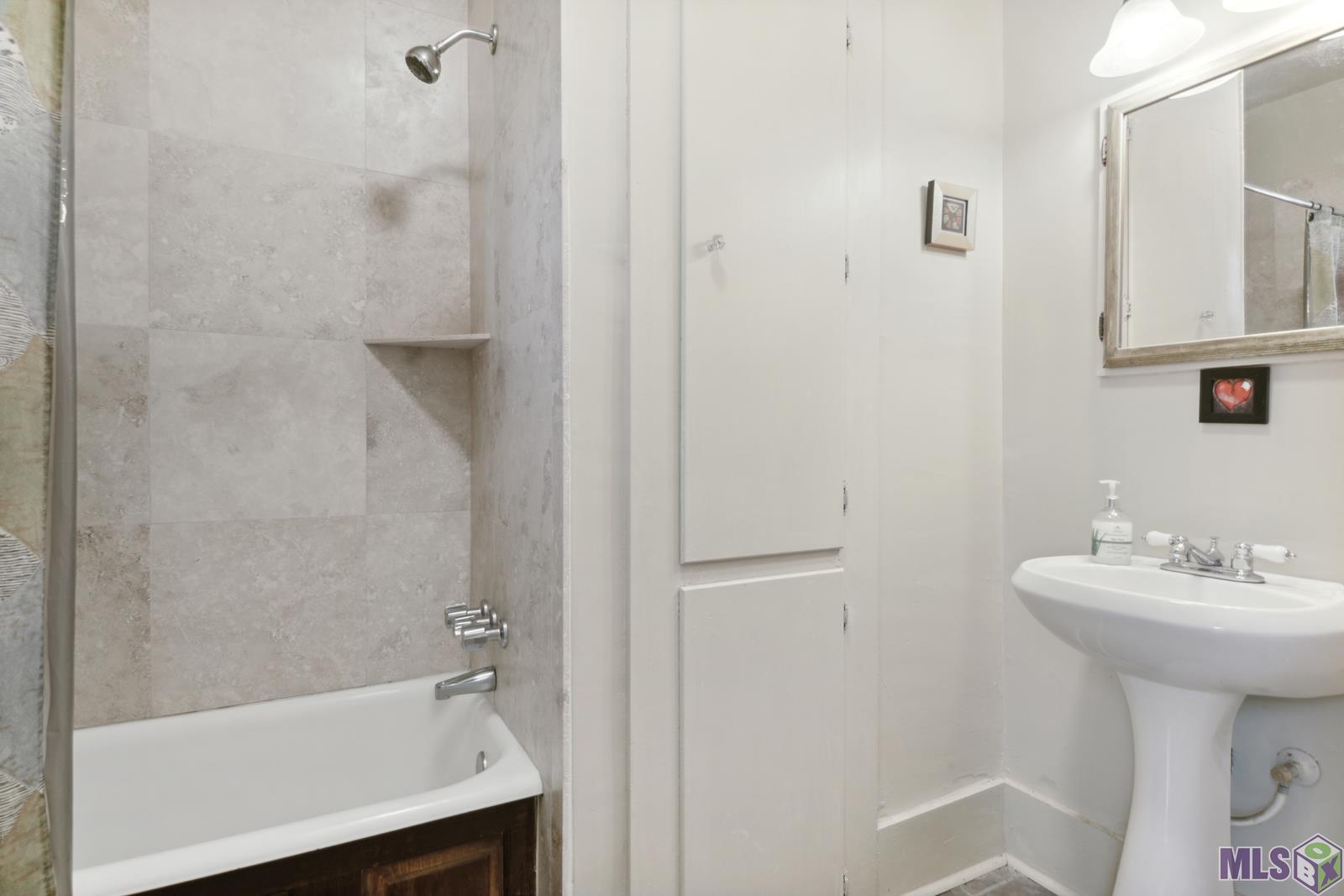 4652 Tulane Drive Baton Rouge, LA 70808 - Photo 11 of 22 Gallery Image 11