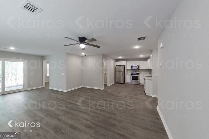 158 Cottage Grove Road Brunswick, GA 31525 - Photo 4 of 19 Gallery Image 4