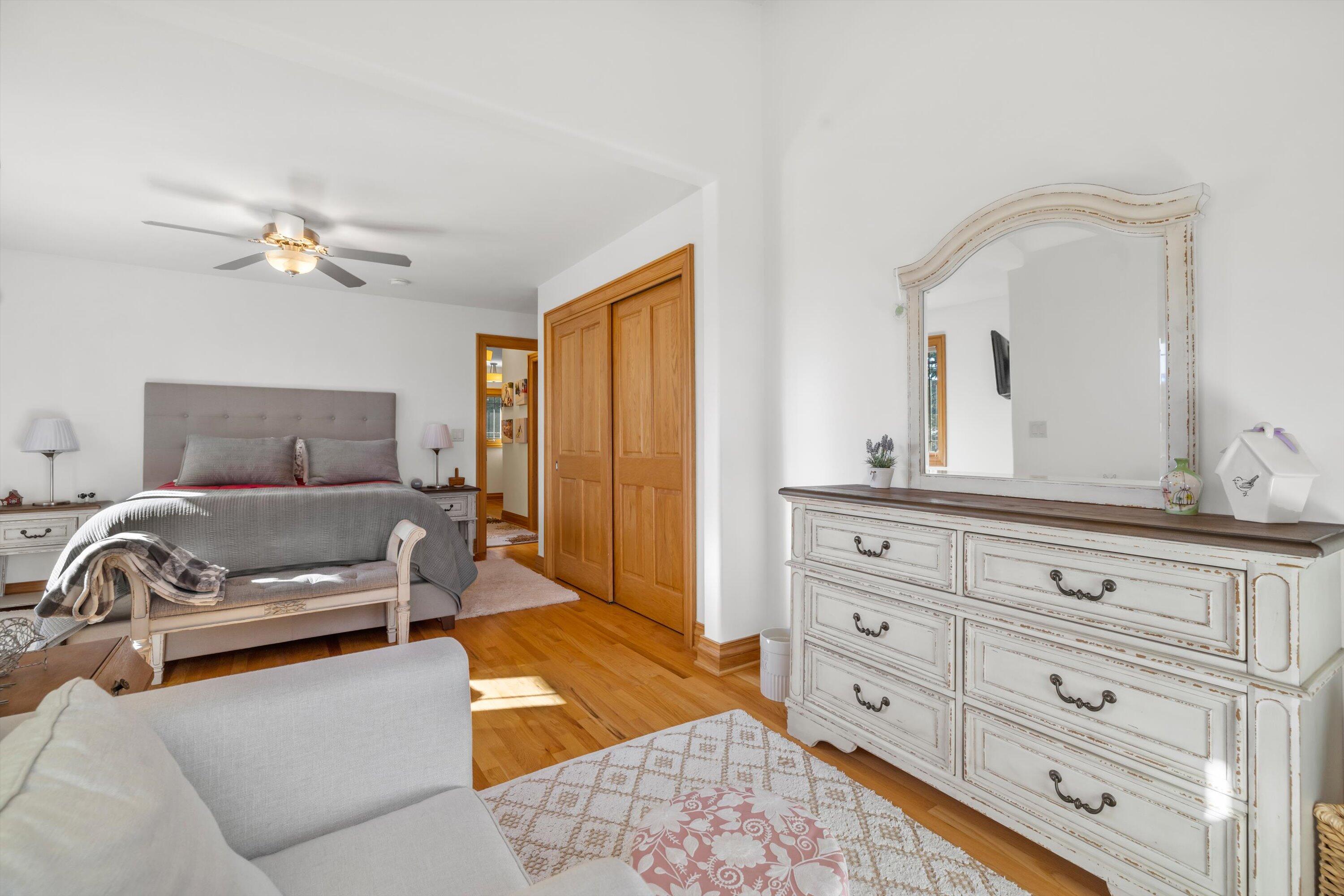 8400 122nd Street Pleasant Prairie, WI 53158 - Photo 39 of 78 Bedroom 3 with private sitting area