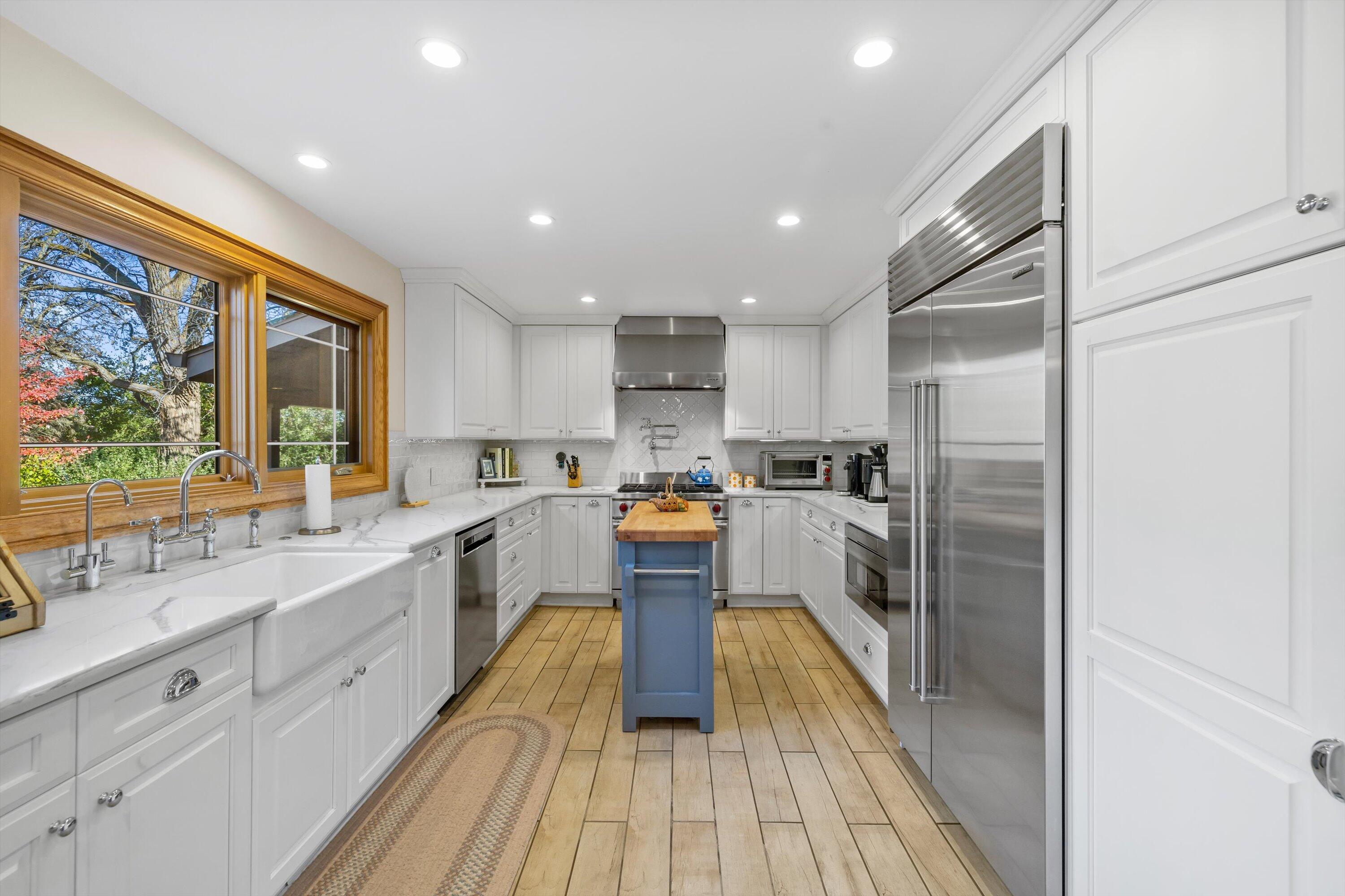 8400 122nd Street Pleasant Prairie, WI 53158 - Photo 4 of 78 Completely remodeled & designed for those who love to cook