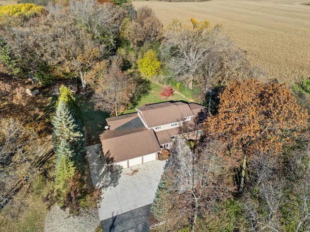 $854,000 | 8400 122nd Street, Pleasant Prairie, WI 53158