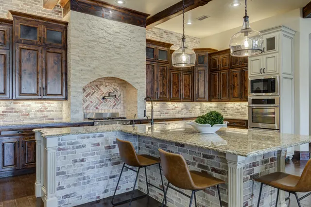 $2,950,000 | 8009 Farm To Market Road 2641, Shallowater, TX 79363