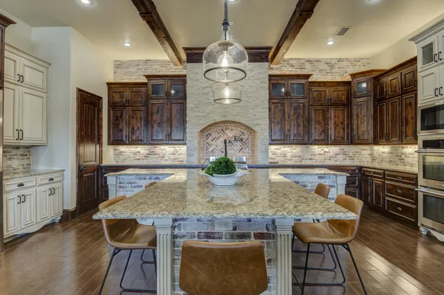 $2,950,000 | 8009 Farm To Market Road 2641, Shallowater, TX 79363