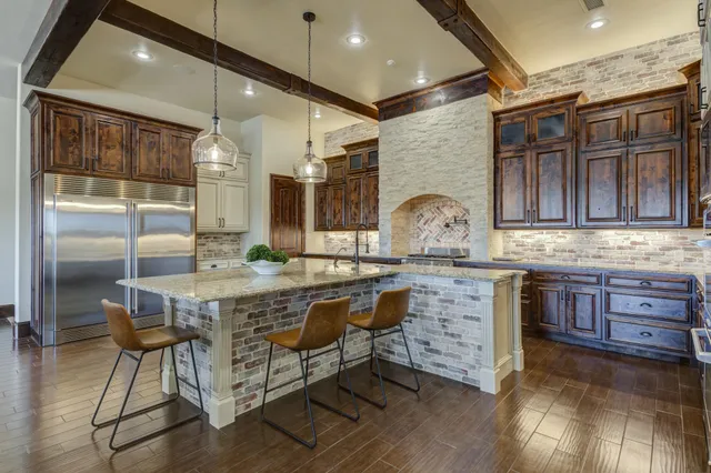 $2,950,000 | 8009 Farm To Market Road 2641, Shallowater, TX 79363