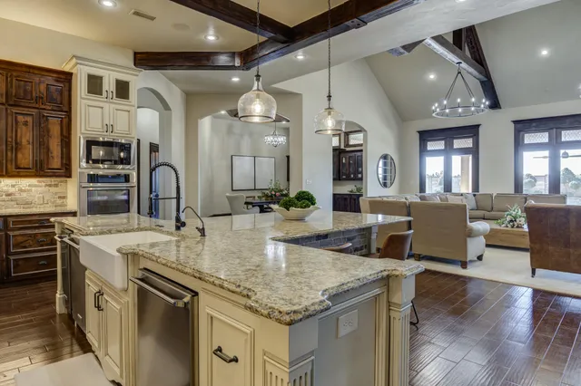 $2,950,000 | 8009 Farm To Market Road 2641, Shallowater, TX 79363