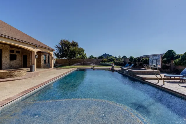 $2,950,000 | 8009 Farm To Market Road 2641, Shallowater, TX 79363