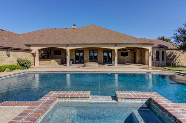 $2,950,000 | 8009 Farm To Market Road 2641, Shallowater, TX 79363