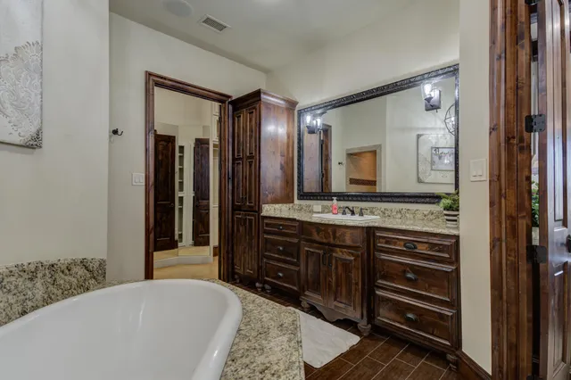 $2,950,000 | 8009 Farm To Market Road 2641, Shallowater, TX 79363