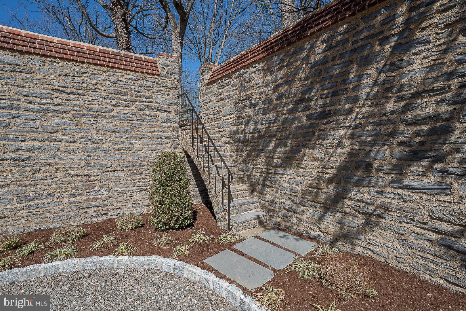 201 South Spring Mill Road Villanova, PA 19085 - Photo 5 of 84