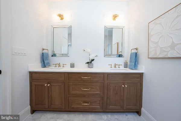 $3,895,000 | 201 South Spring Mill Road, Villanova, PA 19085