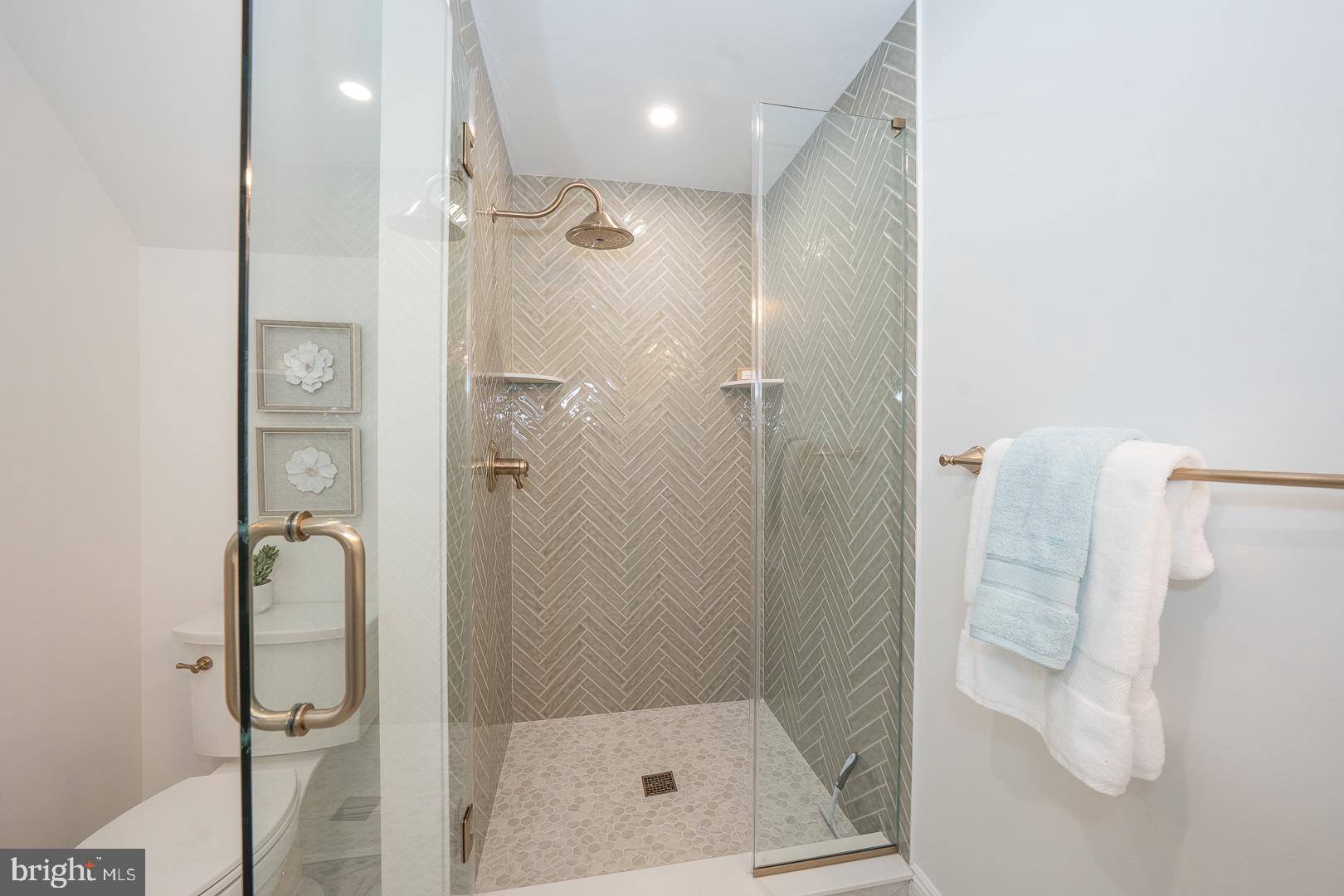 201 South Spring Mill Road Villanova, PA 19085 - Photo 66 of 84 Bedroom 3 Bathroom